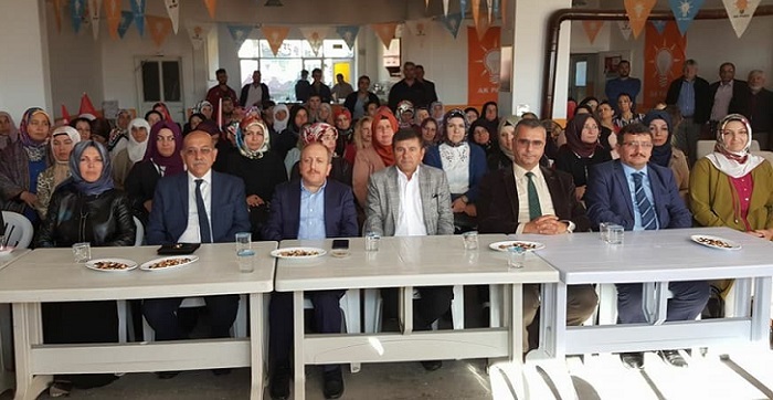 KADIN KOLLARINDA ESRA PEKER DÖNEMİ