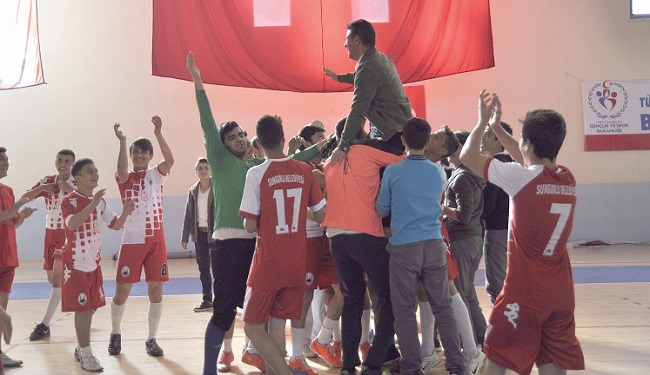 FUTSAL TURNUVASI SONA ERDİ