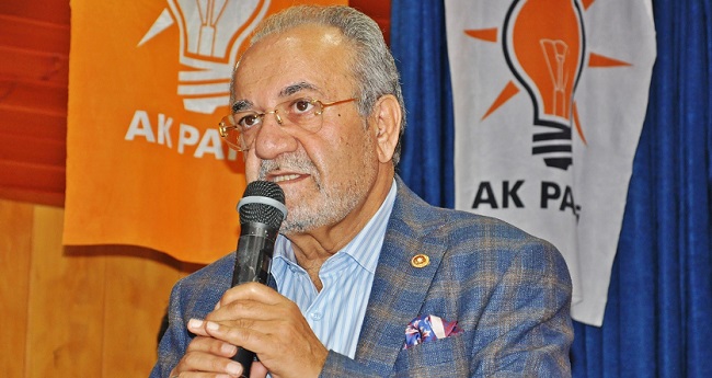 AK PARTİ ÇORUM MİLLETVEKİLİ VE TBMM İDARE AMİRİ SALİM USLU, "BU BİR BAYRAM DEĞİŞİMİDİR" DEDİ (SERKAN ŞANSEVER/ÇORUM-İHA)