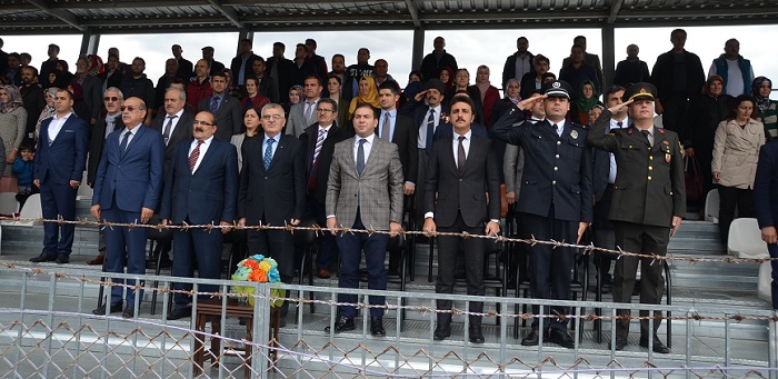 KARGI'DA CUMHURİYET COŞSKUSU (TURAN OZAN ACAR/ÇORUM-İHA) (TURAN OZAN ACAR/ÇORUM-İHA)