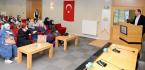 REKTÖR ÖĞRENCİLERE ÜNİVERSİTEYİ TANITTI