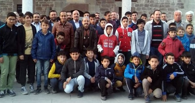 GÜNE NAMAZLA BAŞLAYACAKLAR