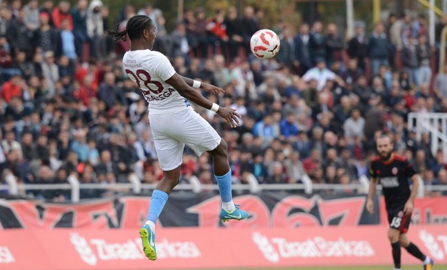 ZİRAAT TÜRKİYE KUPASI 4. TUR MAÇINDA TRABZONSPOR, DEPLASMANDA KARŞILAŞTIĞI ÇORUM BELEDİYESPOR'U 6-0 MAĞLUP EDEREK BİR ÜST TURA YÜKSELDİ. (MUHAMMED MUTTALİP YALÇIN/ÇORUM-İHA)