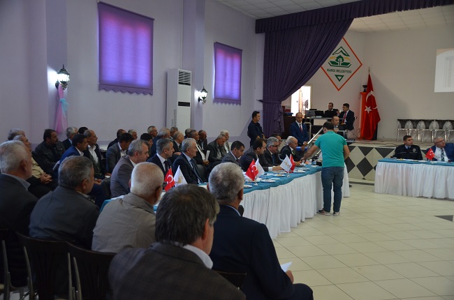 VALİ NECMETTİN KILIÇ, KARGI İLÇESİNİ ZİYARET EDEREK MUHTARLAR VE VATANDAŞLARLA BİR ARAYA GELDİ (TURAN OZAN ACAR/ÇORUM-İHA)