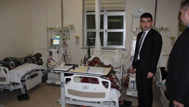 KAYMAKAM HASTALARA MORAL VERDİ