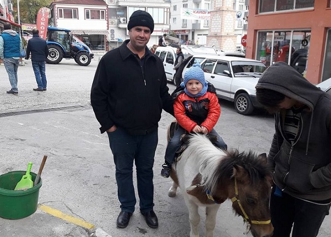DEVELER İLGİ ODAĞI OLDU (TURAN OZAN ACAR/ÇORUM-İHA) (TURAN OZAN ACAR/ÇORUM-İHA)