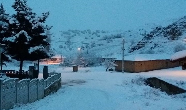ÇORUM’A MEVSİMİN İLK KARI YAĞDI