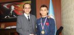 LİSELİ GÜREŞÇİ BALKAN ŞAMPİYONU OLDU