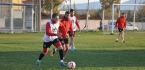 FUTBOLCULAR NEŞELİ BAŞLADI
