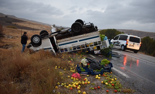 PAZARCI ESNAFI ÖLÜMDEN DÖNDÜ