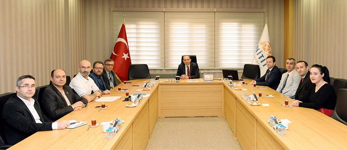 ÜNİVERSİTEYE YENİ ETİK KURUL