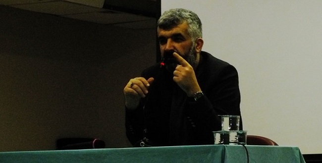 ÜNLÜ YAZAR ÖĞRENCİLERLE BULUŞTU