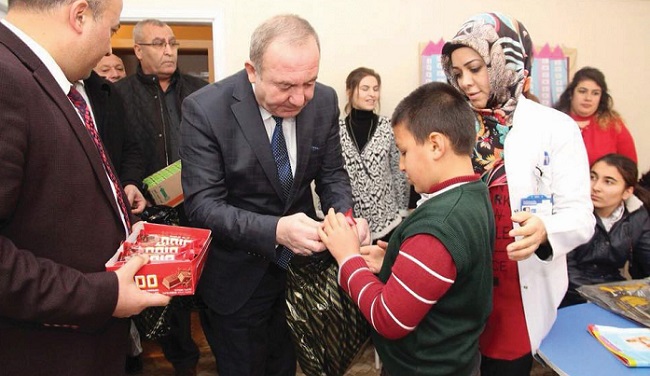 BAŞKAN ŞAHİNER’DEN ANLAMLI ZİYARET