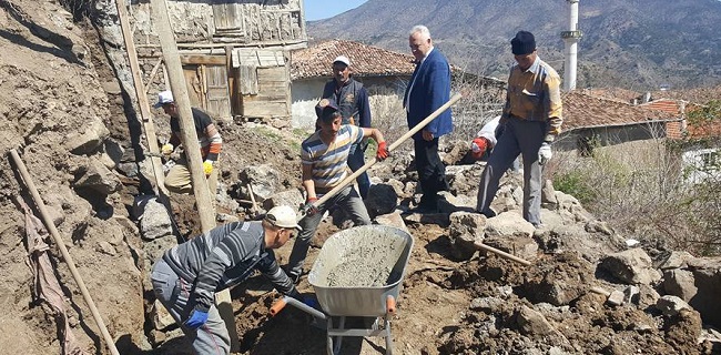 BAŞKAN ATEŞ YAPTIKLARINI ANLATTI