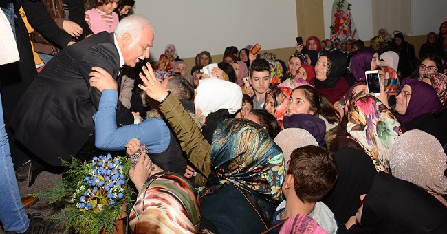 ÇORUM’DA YOĞUN İLGİYLE KARŞILAŞTI