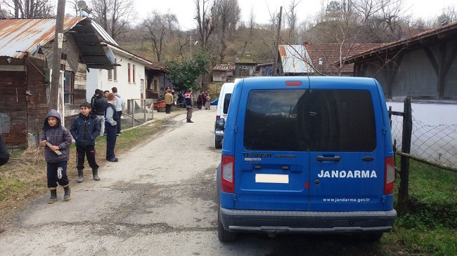 YAŞLI ADAM TÜFEKLE İNTİHAR ETTİ
