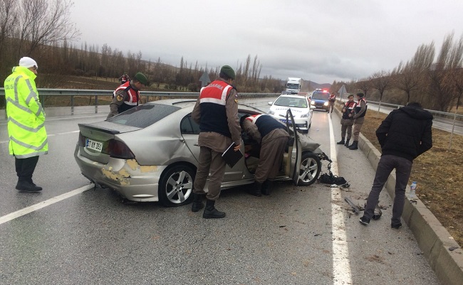 ORTA REFÜJDEN KARŞI YOLA ÇIKTI!