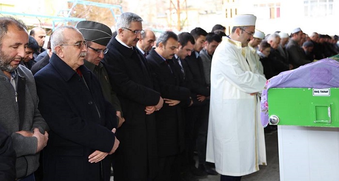 NAZMİYE ÖZ SON YOLCULUĞUNA UĞURLANDI