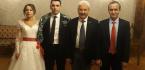 KOMUTAN DÜNYA EVİNE GİRDİ