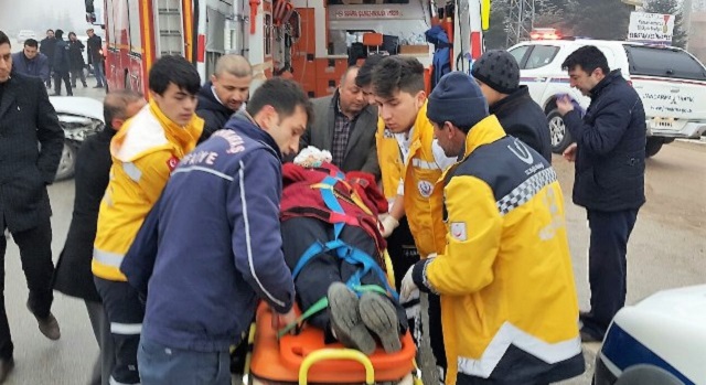 KAZADAN SONRA SÜRÜCÜYÜ DÖVDÜLER