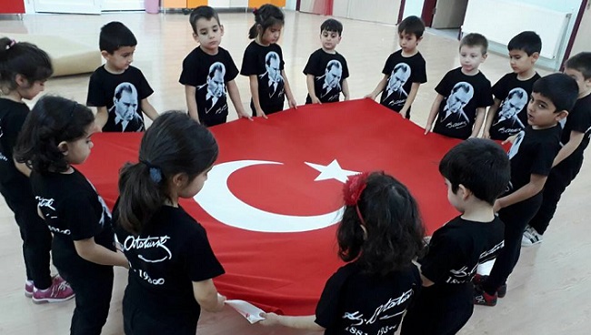 ANAOKULU ÖĞRENCİLERİNİN VATAN SEVGİSİ