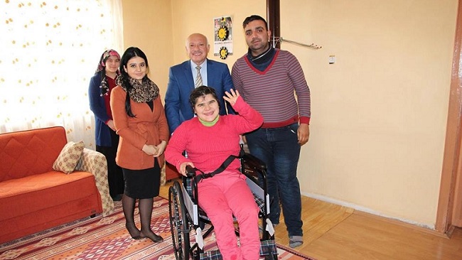 DUYARLI BAŞKAN’A TEŞEKKÜR ETTİLER