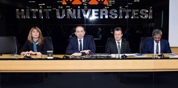 REKTÖR YENİ UYGULAMAYI ANLATTI