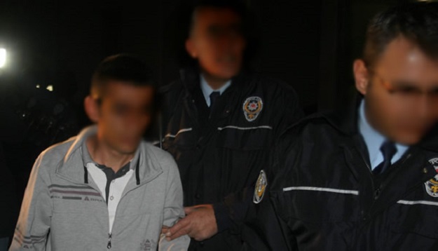 16 YAŞINDA ESRARLA YAKALANDI