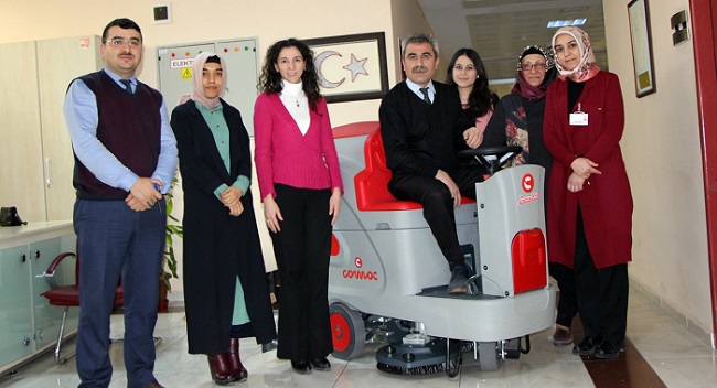 İŞ ADAMINDAN HASTANEYE DESTEK