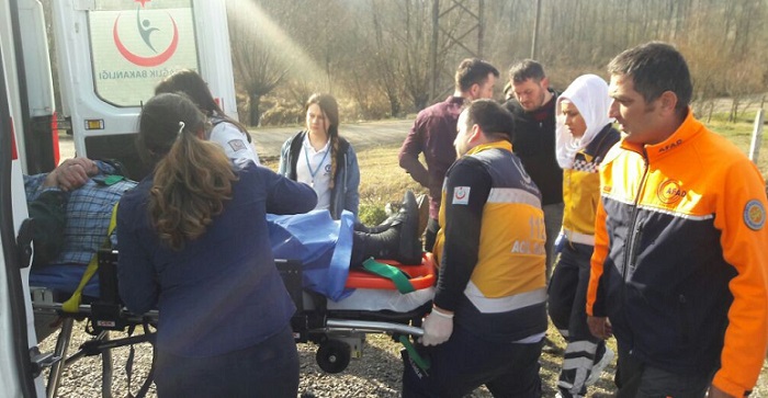 TRAFİK KAZASINDA 4 KİŞİ YARALANDI