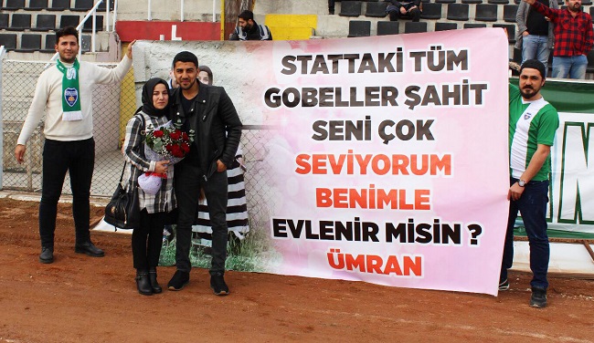 GENÇ SEVGİLİLERE STAT ŞAHİT OLDU