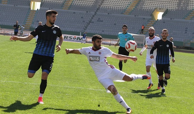 BELEDİYESPOR KENDİNİ ATEŞE ATTI