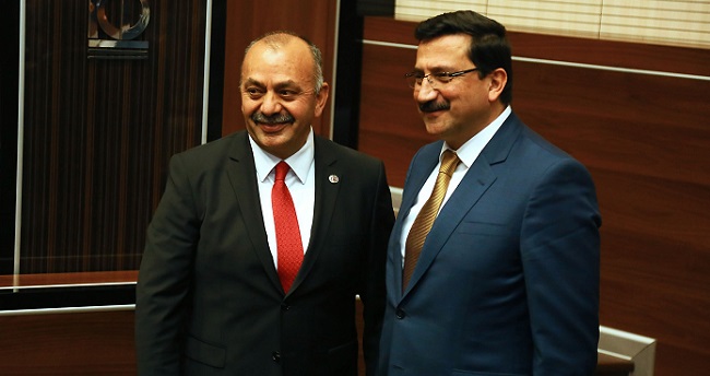 KEÇİÖREN İLE KARDEŞ BELEDİYE OLDULAR