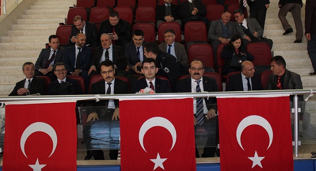ŞAİR MEHMET AKİF ERSOY’U ANDILAR