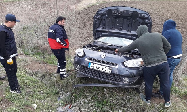 ARAÇ SÜRÜCÜSÜNÜ KAHREDEN KAZA