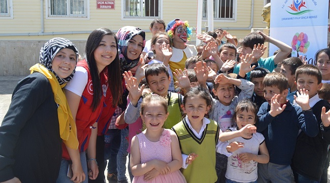 GENÇLERİN İYİLİK AĞACI TANITILDI