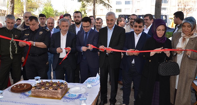 MEHMETÇİK YARARINA KERMES AÇTILAR