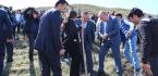 ÖĞRENCİLERLE BİRLİKTE FİDAN DİKTİ