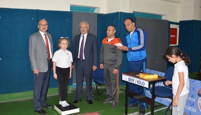 ÇOCUKLAR SPORA YÖNLENDİRİLECEK