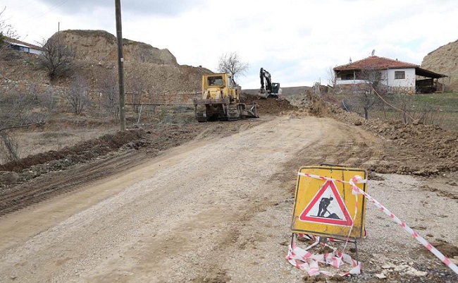 UĞURLUDAĞ KÖY YOLLARINDA SONA GELİNDİ