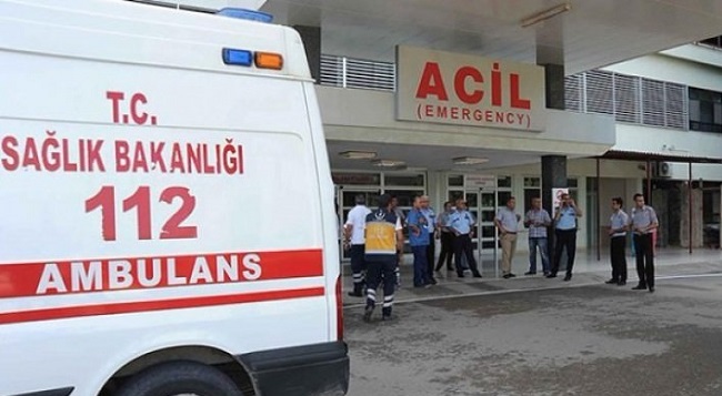 EVİNİN KAPISI CANINA KAST ETTİ!