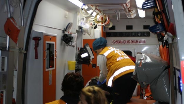 ARAZİDE TOPLADIĞI MANTARDAN ZEHİRLENDİ