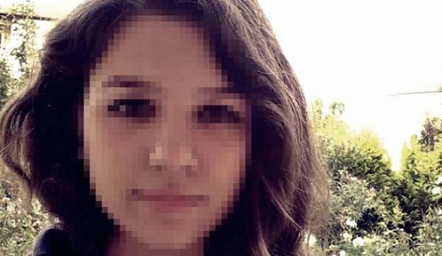 19 YAŞINDAKİ GENÇ KIZ SIRRA KADEM BASTI