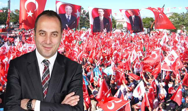 MHP’NİN SEVİLEN İSMİ SAHAYA ÇIKTI