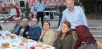 KADINLAR İFTAR ÇADIRINDA BULUŞTU