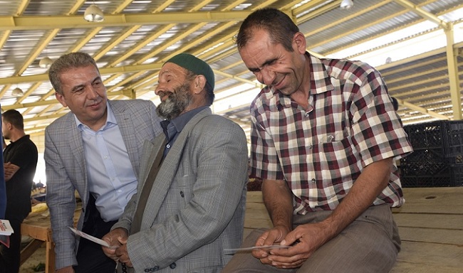 CHP’Lİ VEKİLİ SEÇMEN BÖYLE DİNLEDİ