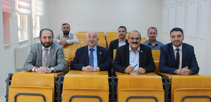 KARGI’DA YÜKSEKOKUL SEVİNCİ YAŞANIYOR