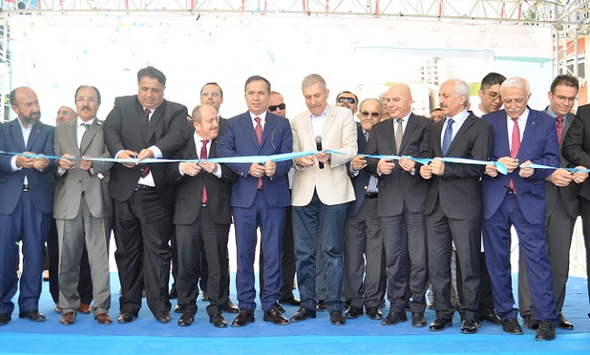 HASTANE AÇILIŞINI SAĞLIK BAKANI YAPTI