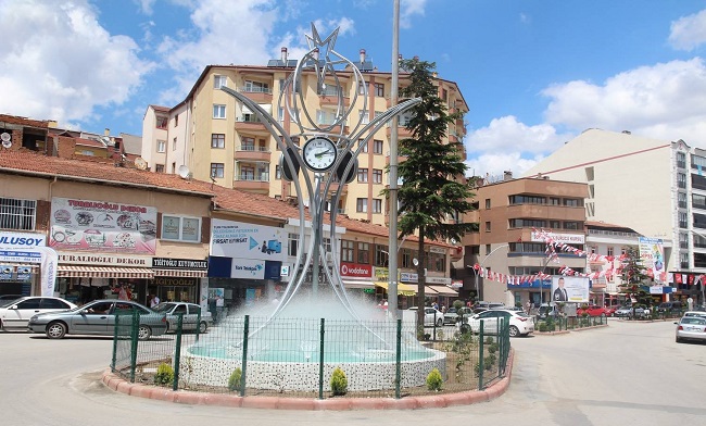 HAVUZ MEYDANI YENİLENDİ
