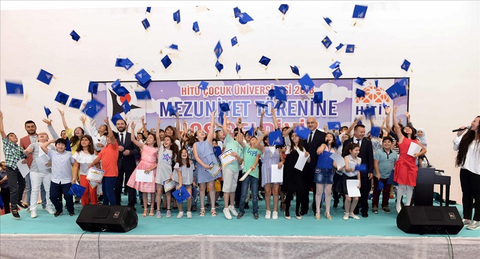 ÇOCUKLAR MEZUNİYET COŞKUSU YAŞADI